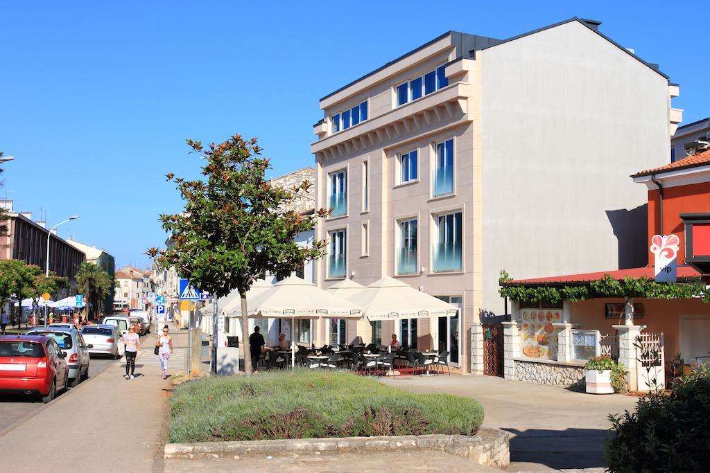 Apartments Riva-Interauto Umago Exterior foto