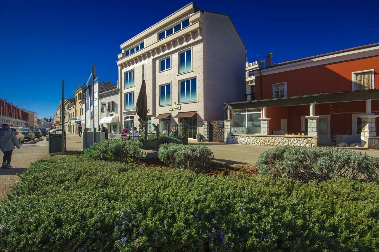 Apartments Riva-Interauto Umago Exterior foto